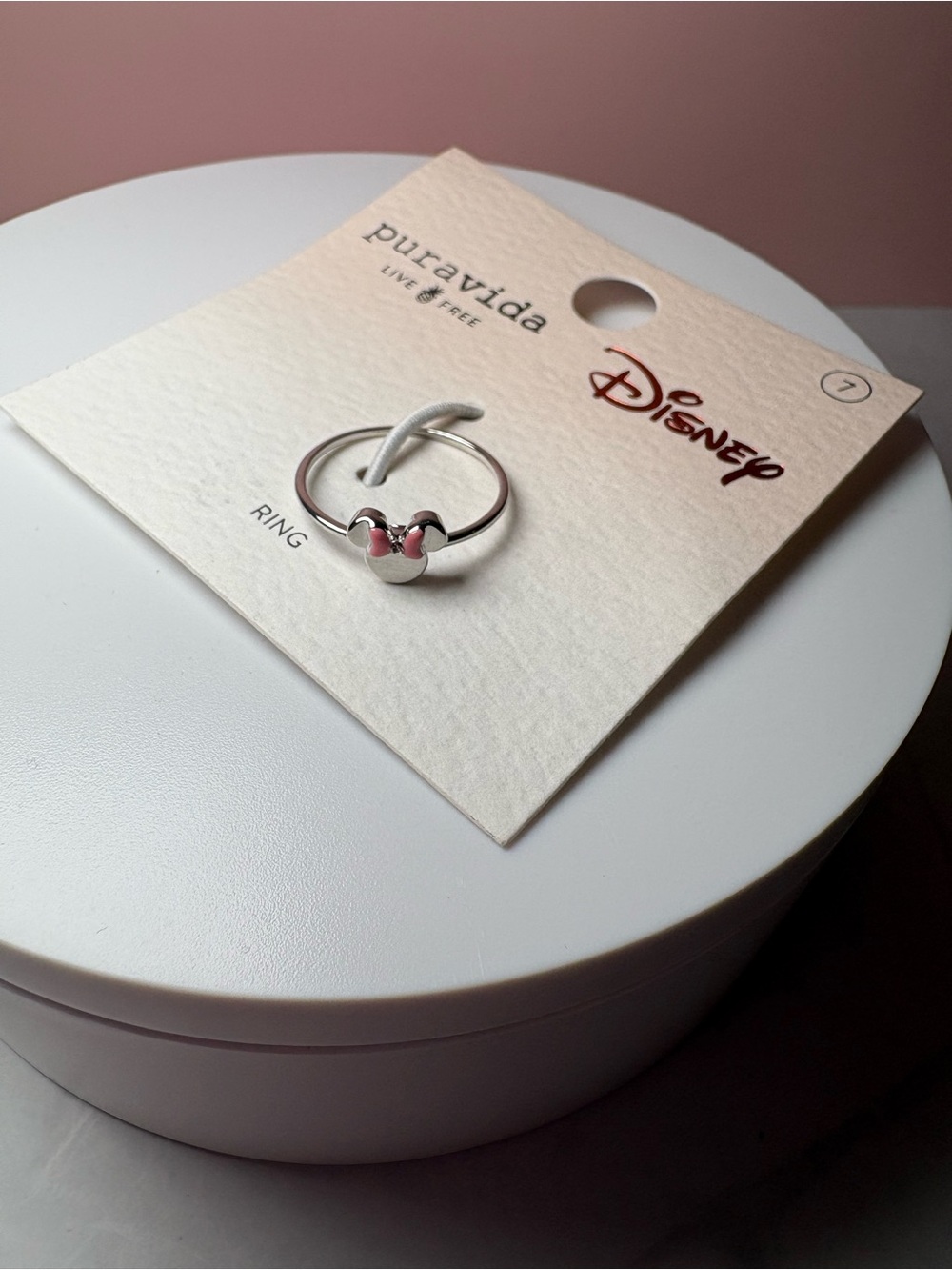 🩷 Pura Vida Disney Minnie Ring Size 7